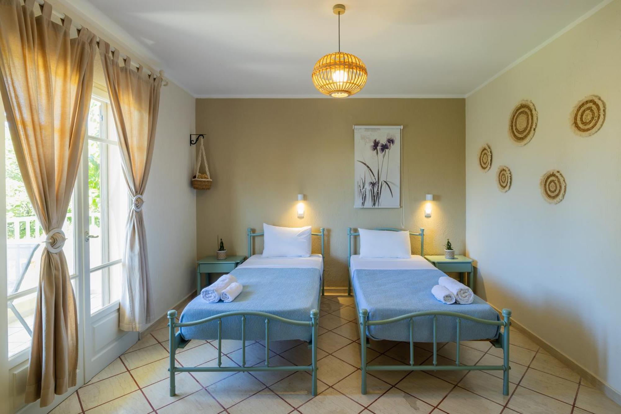 Minas Studios Ласси Экстерьер фото